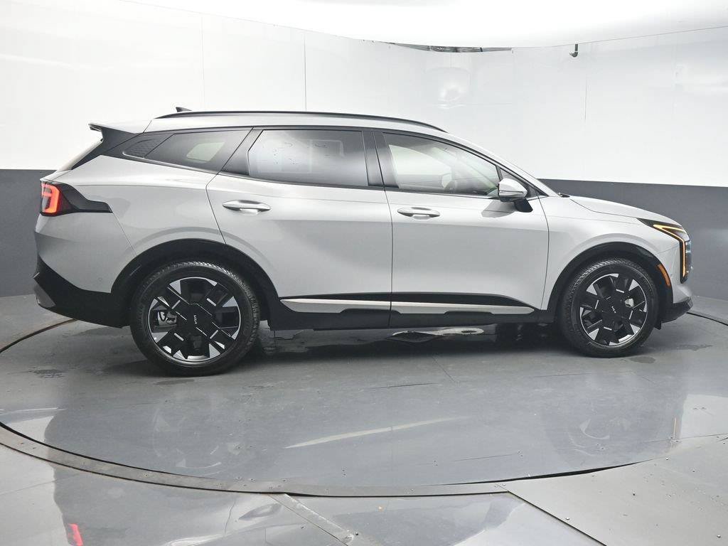 Used 2026 Kia Sportage SX FWD image 8