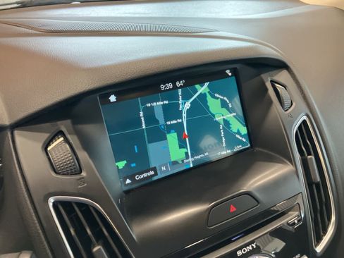 Used 2016 Ford Focus Titanium w/ Exterior Protection Package image 20