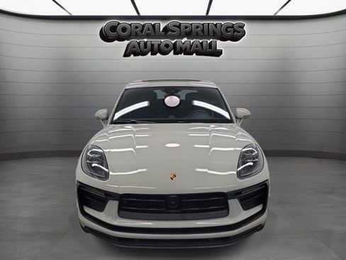 Used 2024 Porsche Macan AWD/4WD image 2