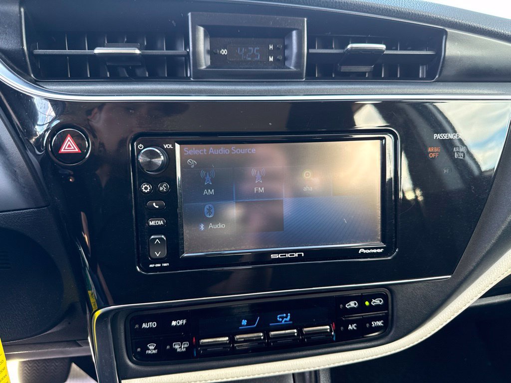 Used 2016 Scion iM FWD image 30