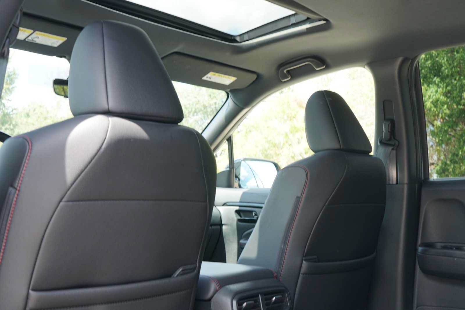 Used 2024 Honda Passport Black Edition image 16