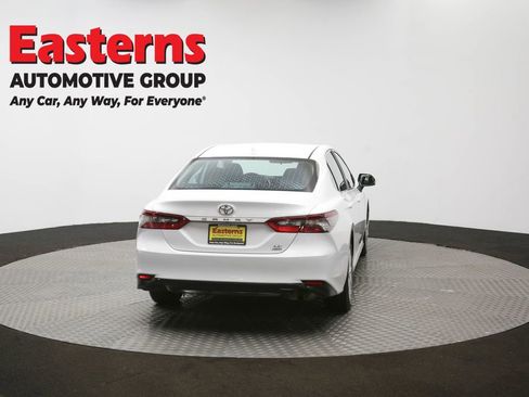Used 2023 Toyota Camry LE AWD/4WD image 38
