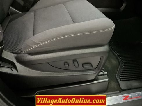 Used 2016 Chevrolet Silverado 1500 LT w/ All Star Edition AWD/4WD image 37