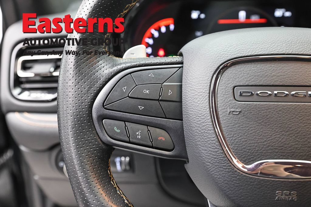 Used 2025 Dodge Durango R/T AWD/4WD image 15