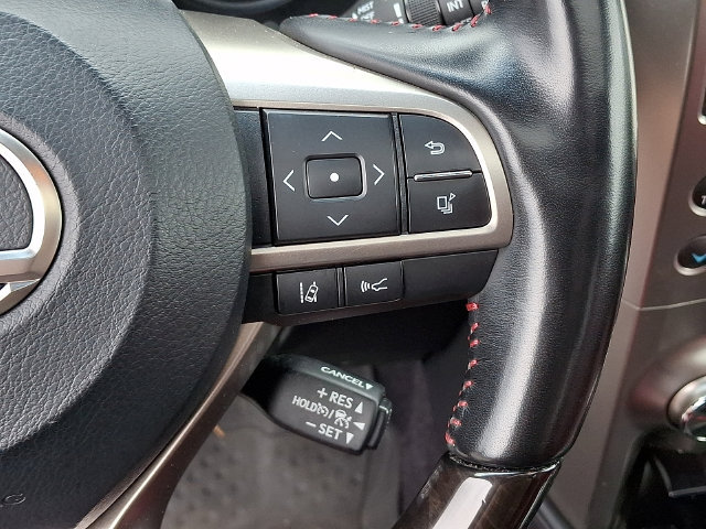 Used 2021 Lexus GX 460 Luxury w/ Accessory Package AWD/4WD image 24