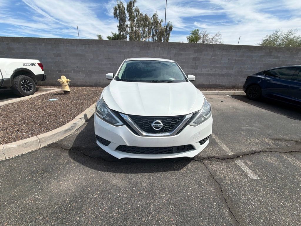Used 2019 Nissan Sentra SV FWD image 2