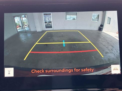 Certified 2023 Toyota Corolla Cross XLE image 12