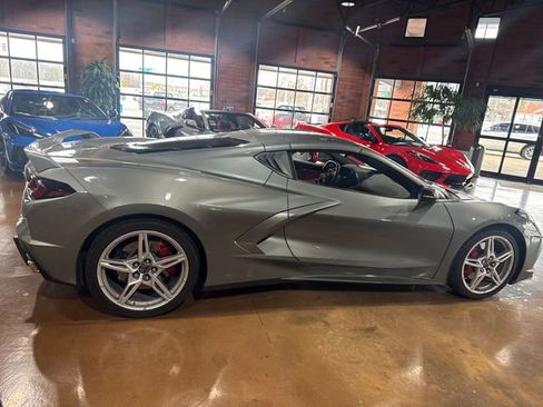 Used 2024 Chevrolet Corvette Stingray Preferred Cpe w/ Z51 Performance Package image 9