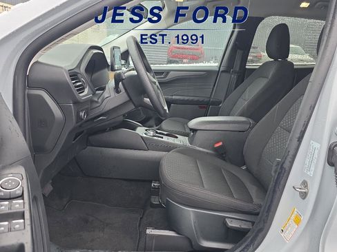 Used 2025 Ford Escape Active image 13