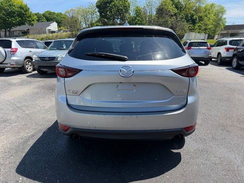 Used 2017 MAZDA CX-5 Touring w/ Preferred Equipment Package AWD/4WD image 10