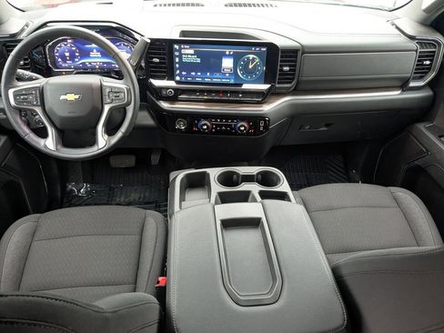 Used 2024 Chevrolet Silverado 1500 LT AWD/4WD image 15