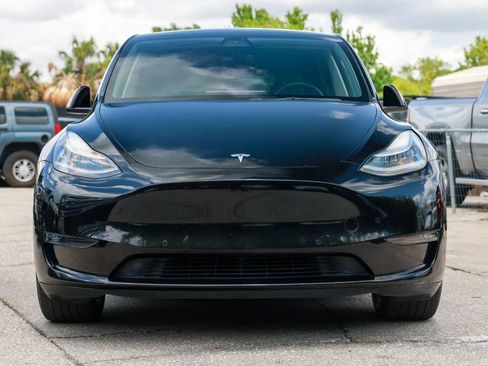 Used 2021 Tesla Model Y 2WD image 10