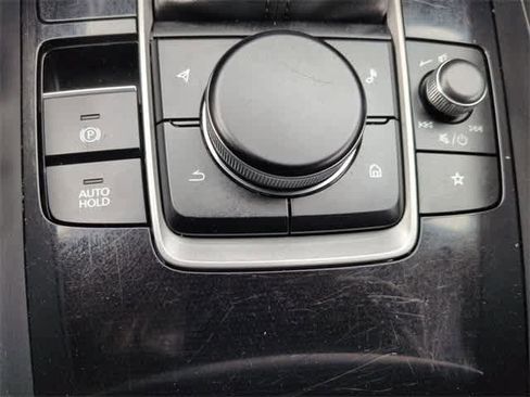 Used 2024 MAZDA MAZDA3 s image 39