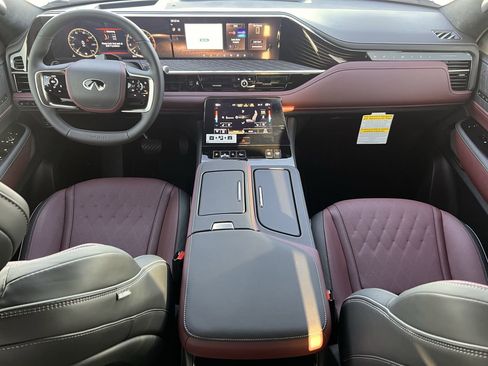 New 2026 INFINITI QX80 Autograph image 9
