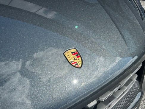 Certified 2026 Porsche Macan image 15
