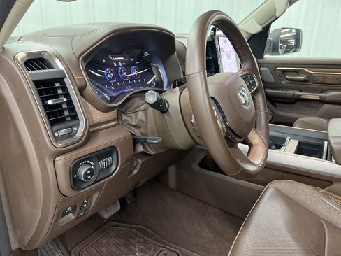 Used 2025 RAM 1500 Limited image 16