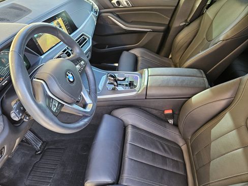 Used 2022 BMW X5 xDrive40i w/ Premium Package image 15