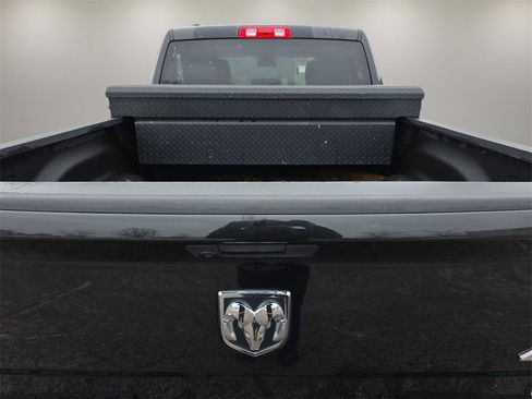 Used 2019 RAM 1500 Express w/ Express Value Package image 30