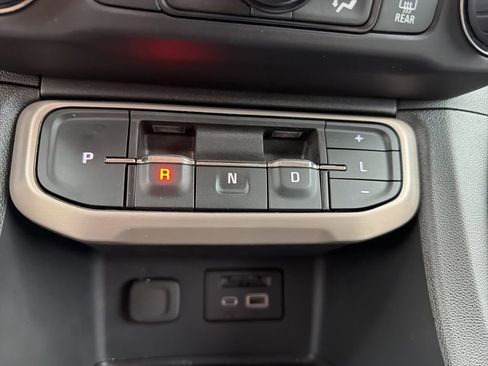 Used 2023 GMC Acadia Denali w/ Black Diamond Edition AWD/4WD image 27