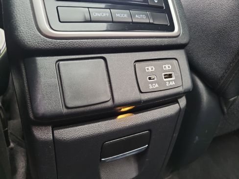 Used 2023 Subaru Ascent Onyx Edition image 17