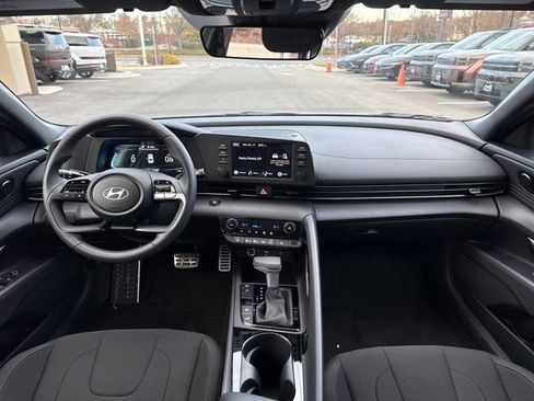 New 2026 Hyundai Elantra SEL Sport image 12
