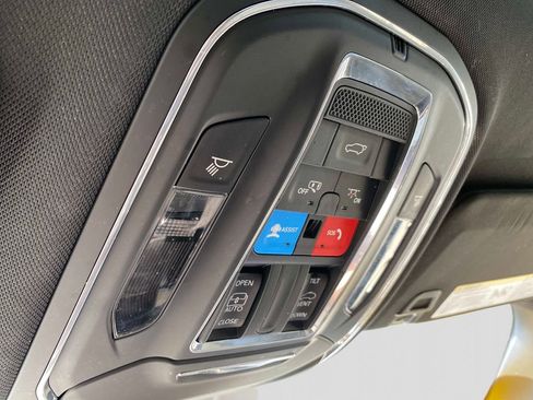Used 2023 Jeep Grand Cherokee Altitude AWD/4WD image 31