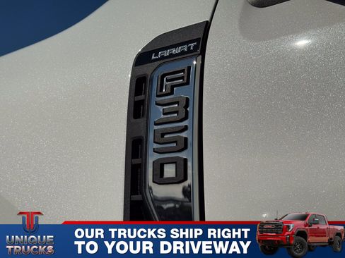 Used 2025 Ford F350 Lariat image 11