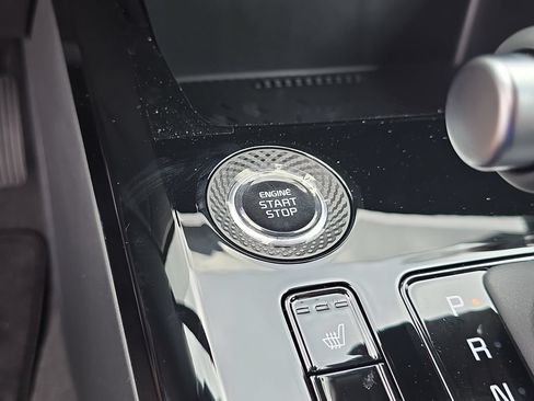 New 2026 Kia Niro EX FWD image 26