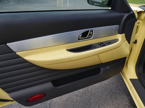 Used 2002 Ford Thunderbird image 49