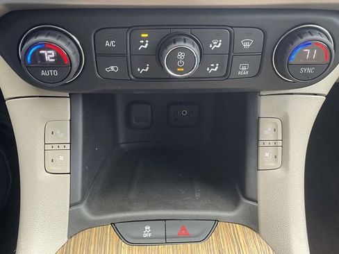 Used 2017 GMC Acadia Denali w/ Technology Package image 26