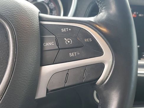 Used 2016 Dodge Challenger R/T Plus RWD image 23