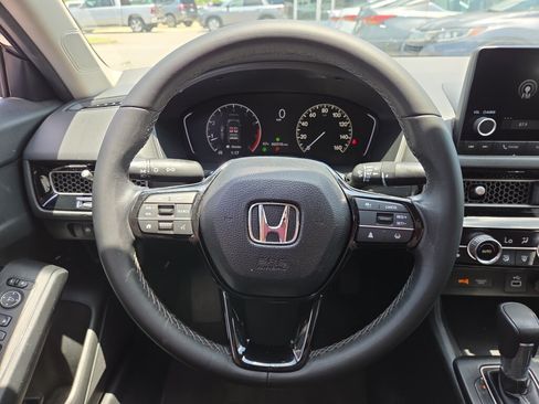 Used 2024 Honda Civic EX image 18