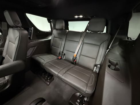 Used 2024 GMC Yukon Denali AWD/4WD image 30