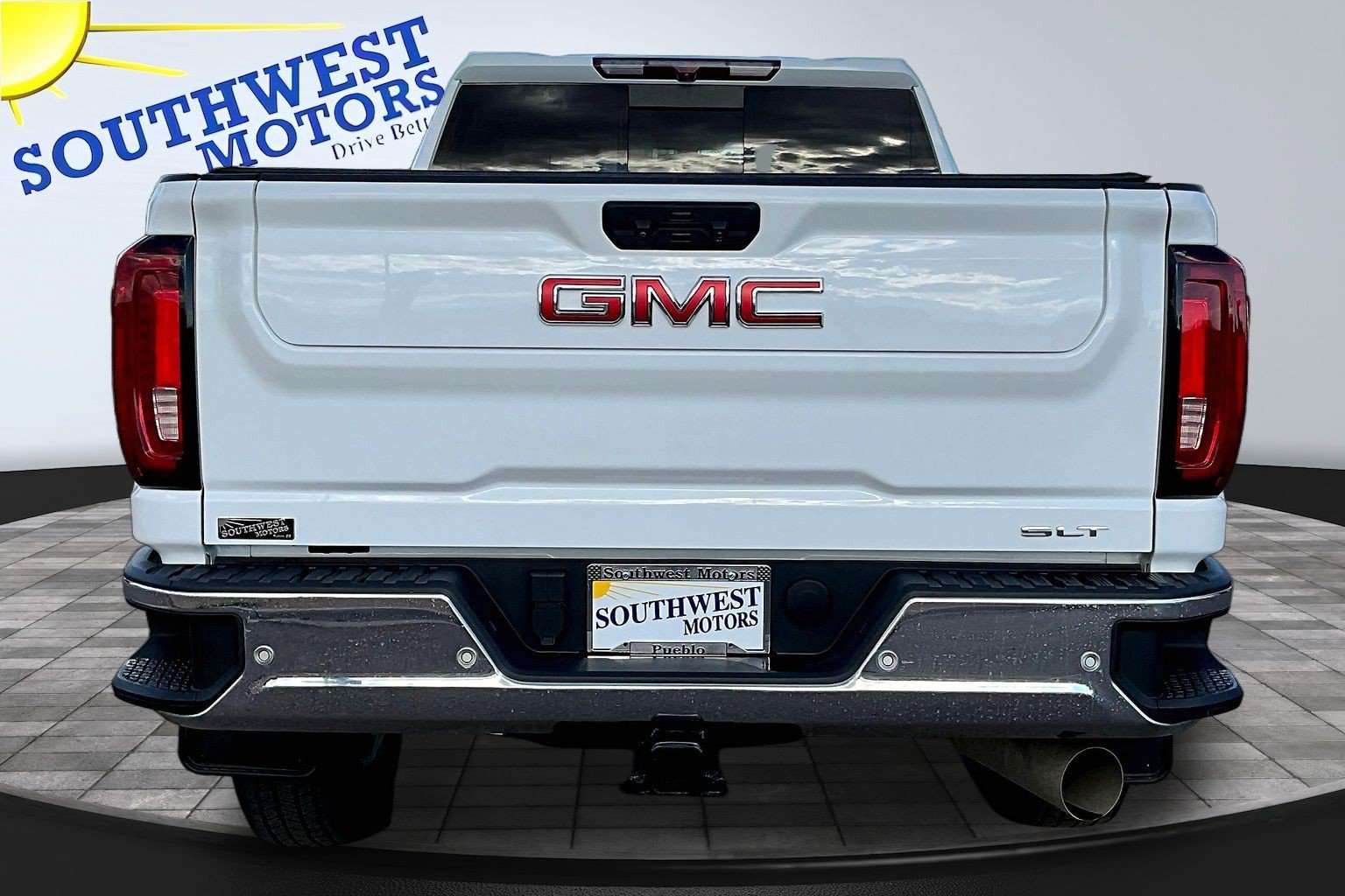 Used 2022 GMC Sierra 3500 SLT w/ SLT Premium Package AWD/4WD image 6