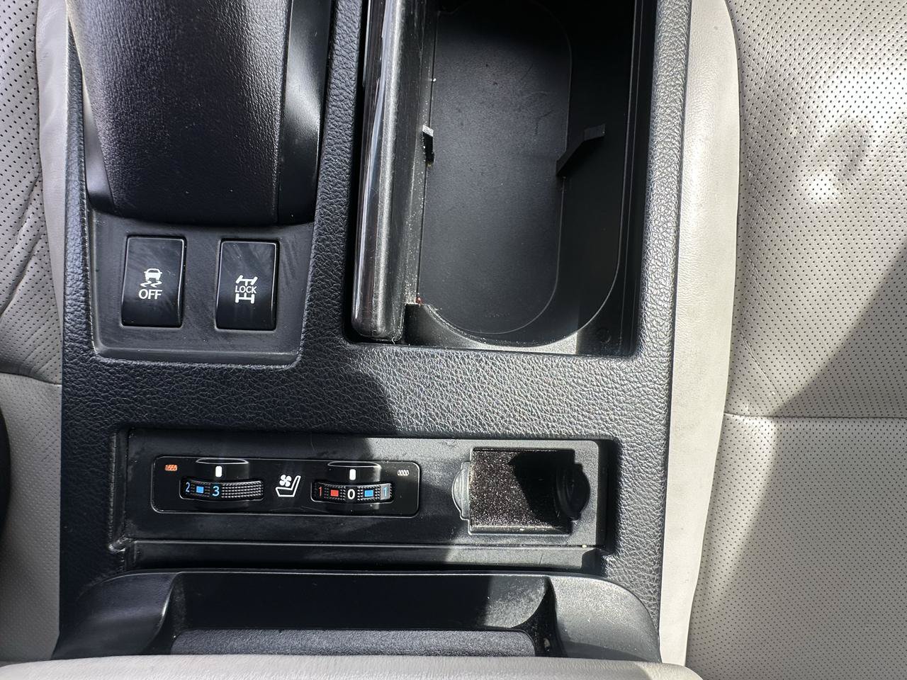Used 2014 Lexus RX 350 AWD w/ Navigation Package image 33