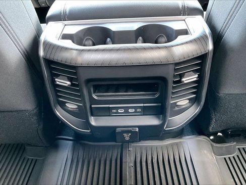 New 2026 RAM 2500 Big Horn AWD/4WD image 15