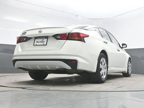 Used 2020 Nissan Altima 2.5 S FWD image 38