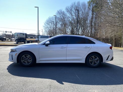 Used 2022 Kia K5 LX image 6