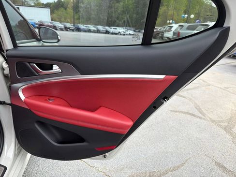 Used 2025 Genesis G70 2.5T w/ Sport Prestige Package image 16