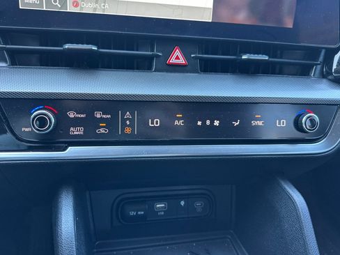 Used 2025 Kia Sportage SX FWD image 27