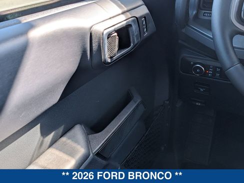 New 2026 Ford Bronco Badlands AWD/4WD image 22