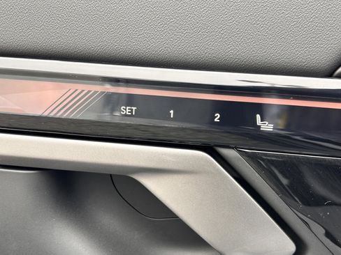 New 2026 BMW i5 eDrive40 w/ Premium Package image 26