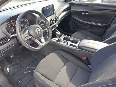 Used 2025 Nissan Sentra SV w/ All-Weather Package FWD image 19