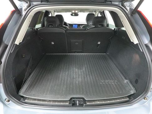 Used 2023 Volvo XC60 B5 Ultimate w/ Climate Package AWD/4WD image 27