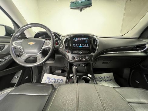 Used 2019 Chevrolet Traverse RS w/ LPO, Floor Liner Package image 11
