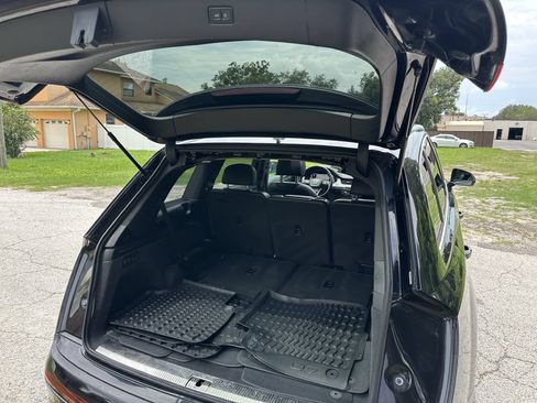 Used 2019 Audi Q7 2.0T Premium Plus w/ Premium Plus Package AWD/4WD image 15