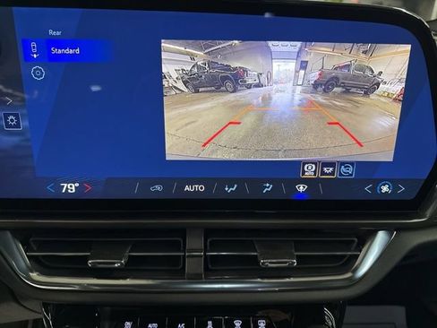 New 2026 Chevrolet Equinox EV LT image 16