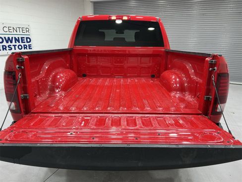 Used 2024 RAM 1500 Classic Warlock image 22