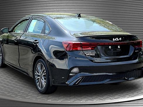 Used 2024 Kia Forte GT-Line w/ GT-Line Premium Package FWD image 4