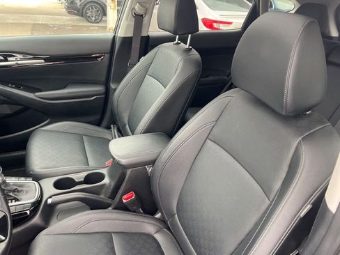 Certified 2022 Kia Seltos EX image 5